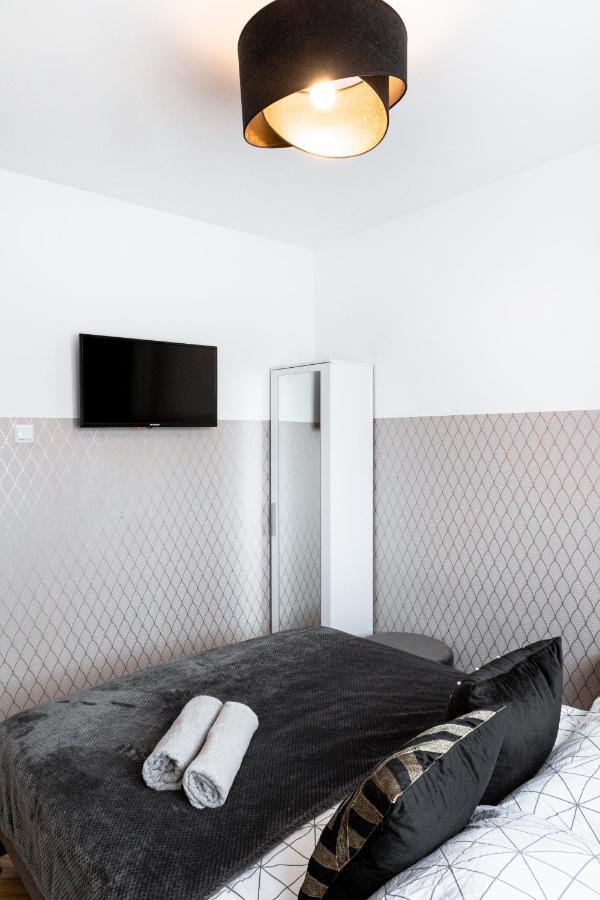 Clicktheflat Conrada Apart Rooms Varsavia Esterno foto